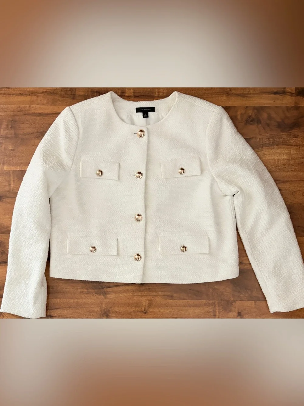 Ann Taylor Ivory White Boucle Button-Front Cropped Blazer Jacket Gold Button NWT